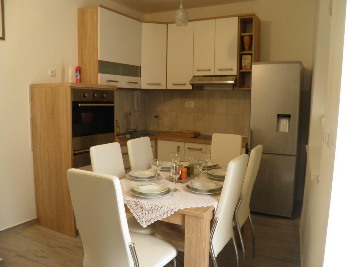 Apartment Dorothy Kaštela Eksteriør bilde